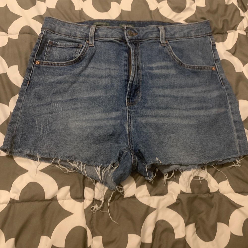 Wild Fable cut off shorts